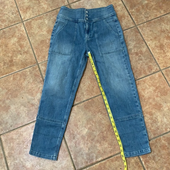 Anthro | Pilcro Button Fly Crop High Waist Size 26 - Picture 2 of 5